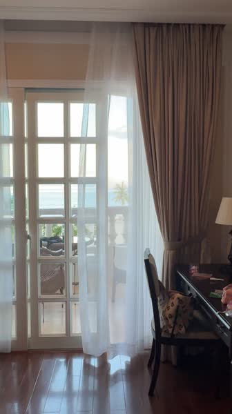 Видео из отеля Sunrise Nha Trang Beach Hotel & Spa 5*