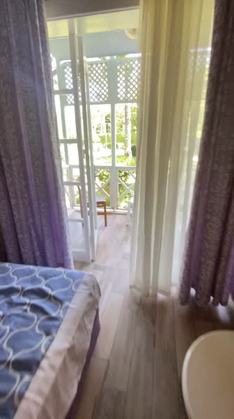 Hotel videos