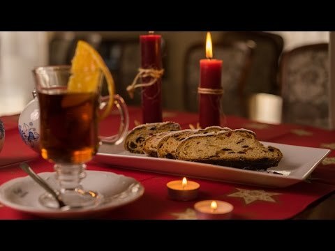 Рождественская атмосфера -Штолен и пунш